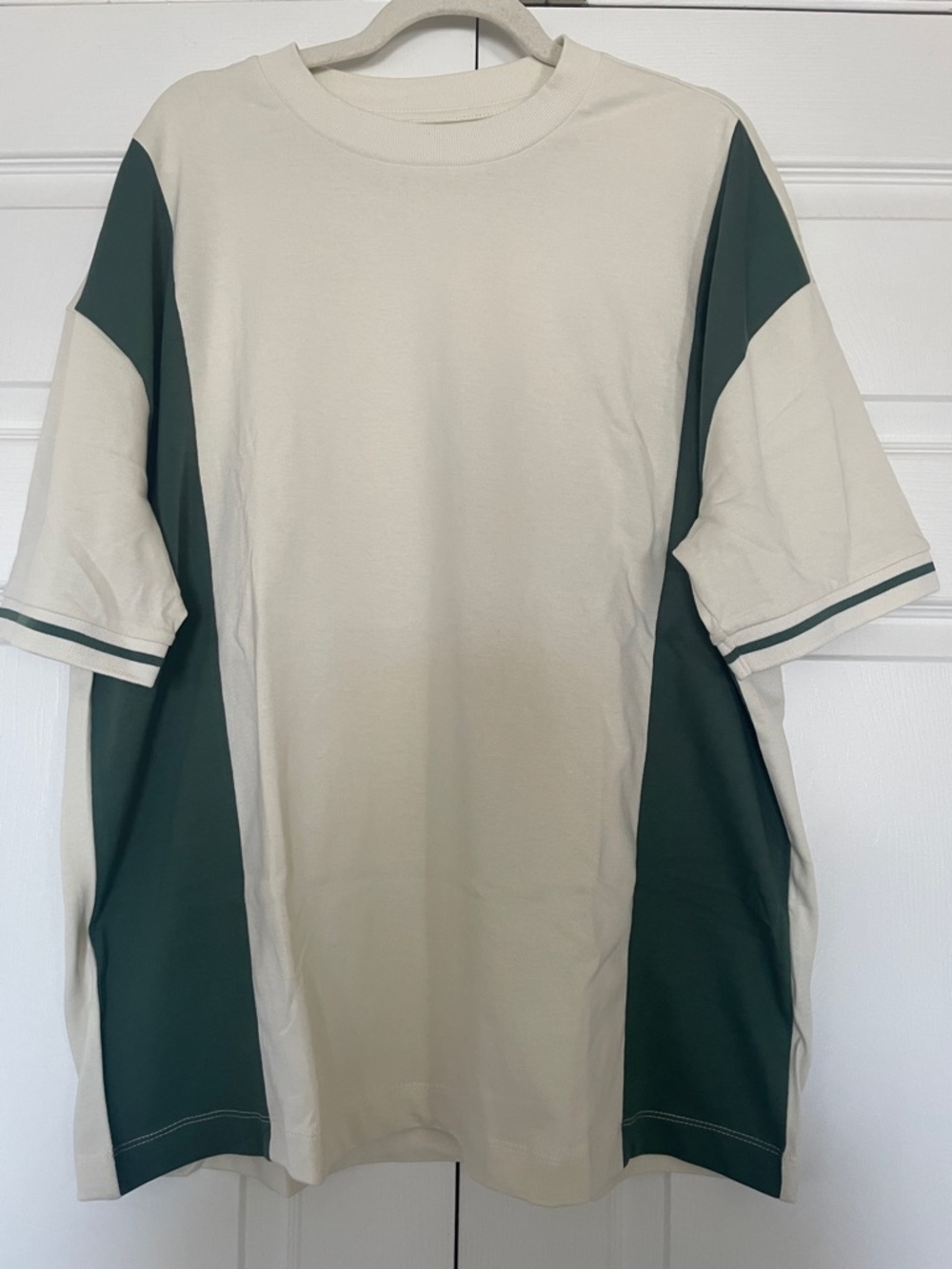 ASOS Cream Tee with Dark Green Side Panels #175